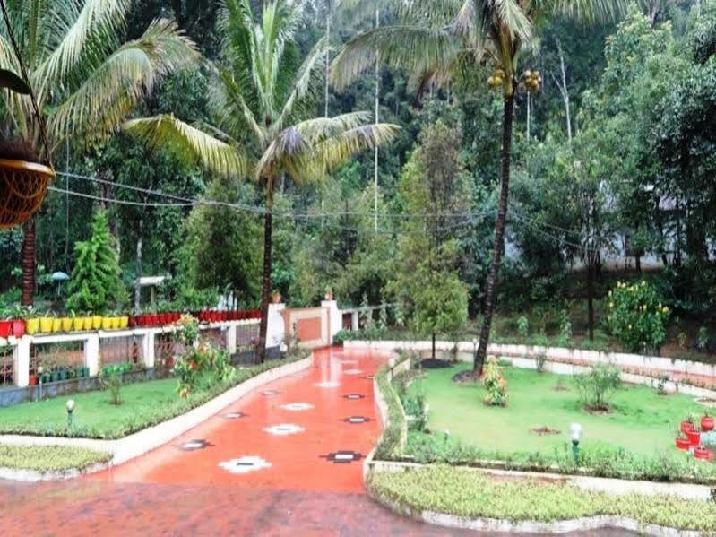 Green Shades Munnar Buitenkant foto